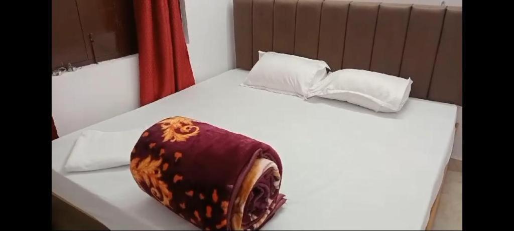 Maa Shakti Paying Guest house Varanasi